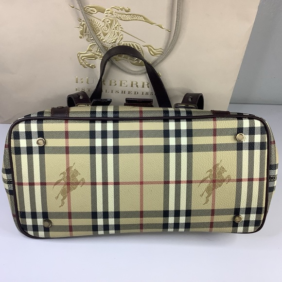🛍BURBERRY Vintage Coated Canvas(PVC) House Check Shoulder bag🛍 - Picture 5 of 12